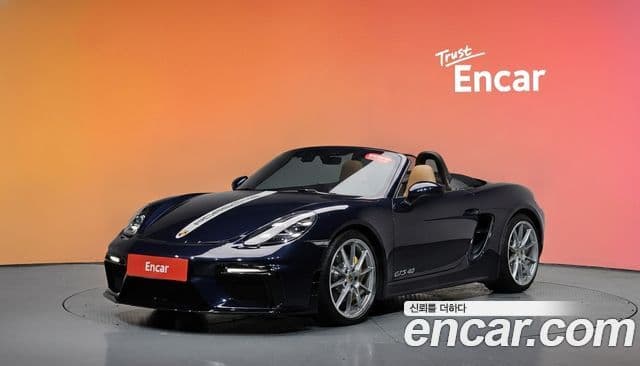 Porsche 718 Boxster — 1