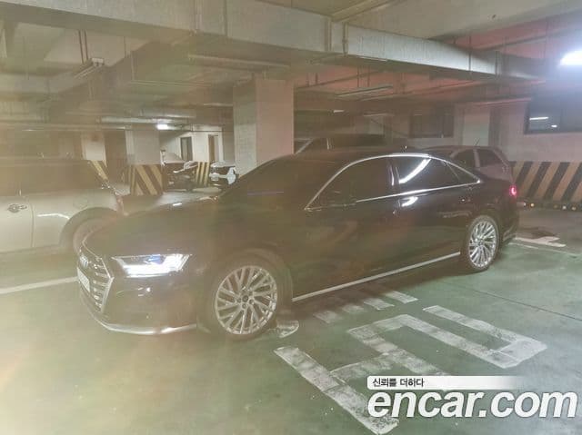 Audi A8 (D5) 3