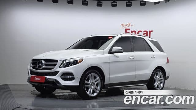 Mercedes-Benz GLE-Class W166