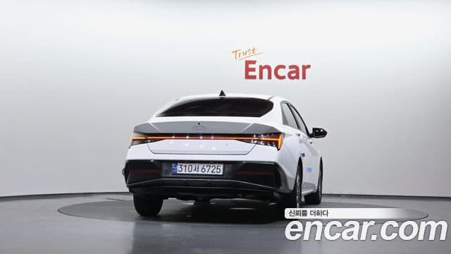 Hyundai The New Avante (CN7) 3