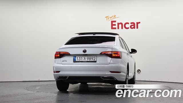Volkswagen Jetta 7th Gen 3