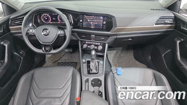 Volkswagen Jetta 7th Gen 4