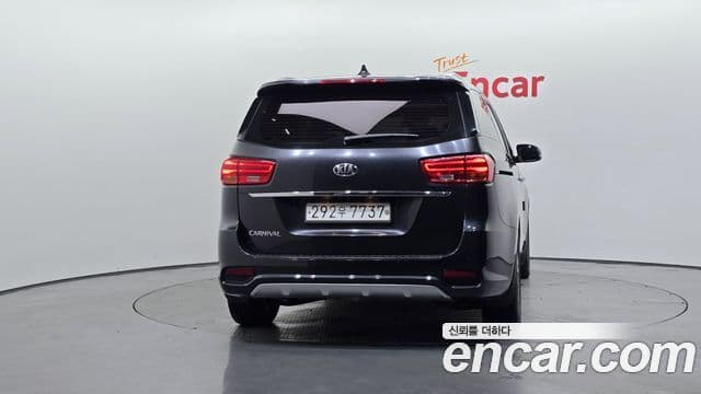 Kia The New Carnival 3