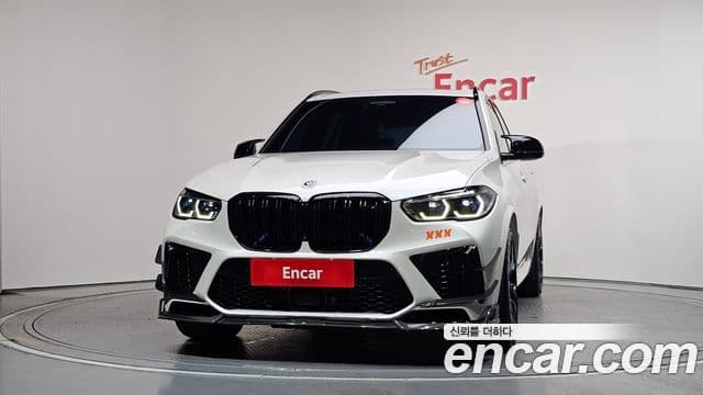 BMW X5M (G05) 3