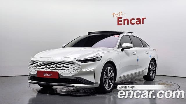 Kia K8 Hybrid