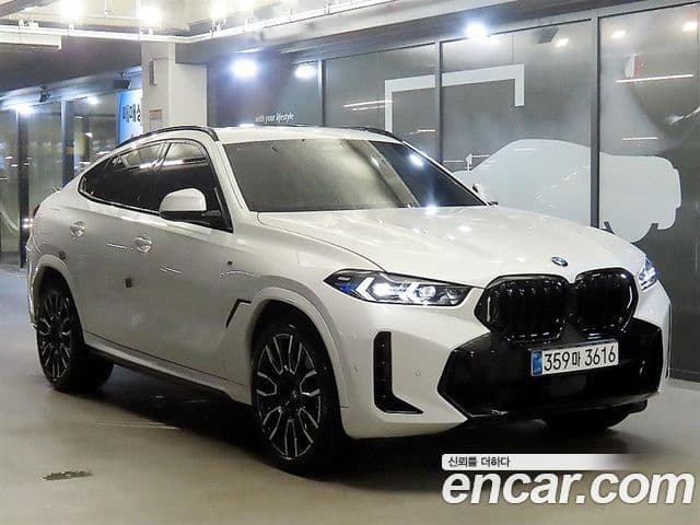 BMW X6 (G06)