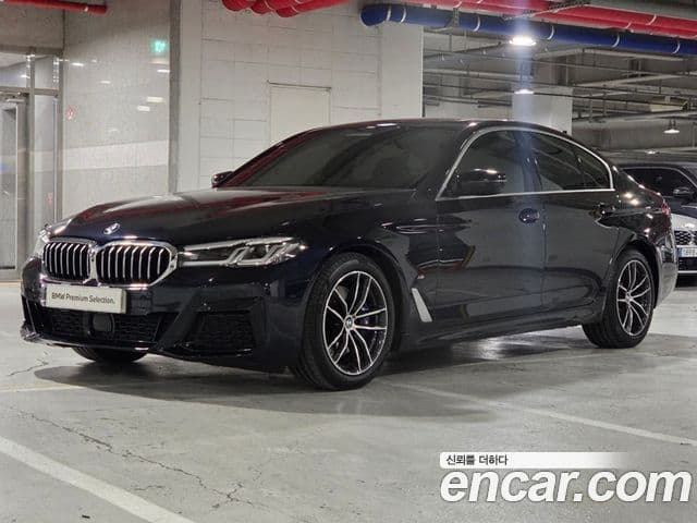 BMW 5 Series (G30)