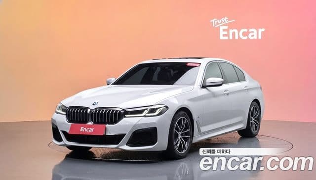 BMW 5 Series (G30)
